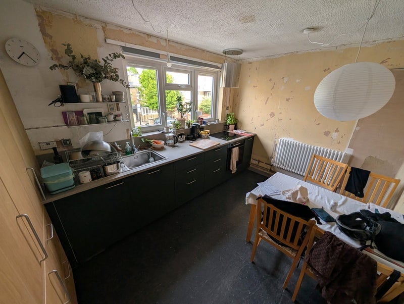 Room Parnell Road in Greater London