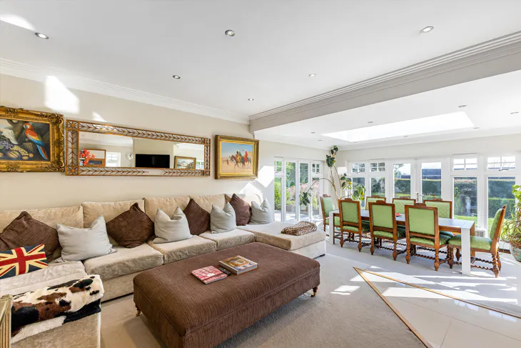 House Queens Hill Rise in Ascot