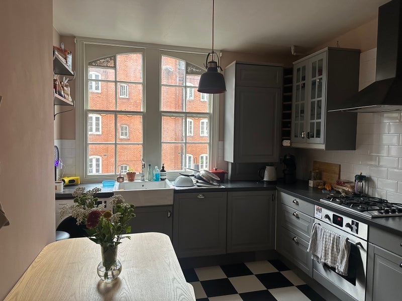 Room Swanfield Street in Greater London