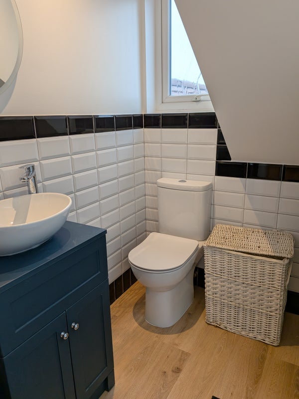 Room Sandall Road in Greater London