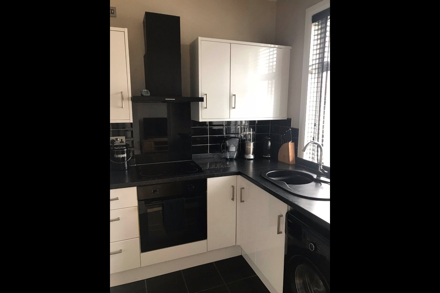 Flat Beedell Avenue in Southend-on-Sea