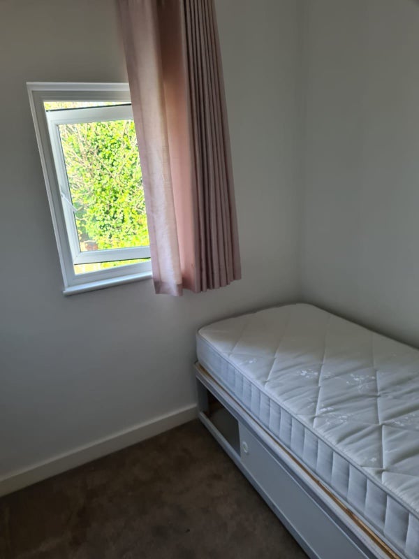 Room Primrose Hill in Chelmsford