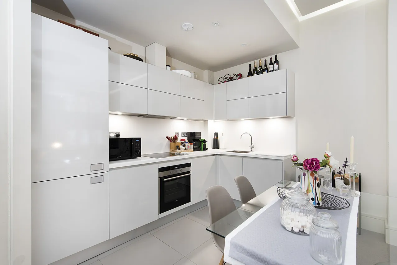 Flat Draycott Place in Greater London