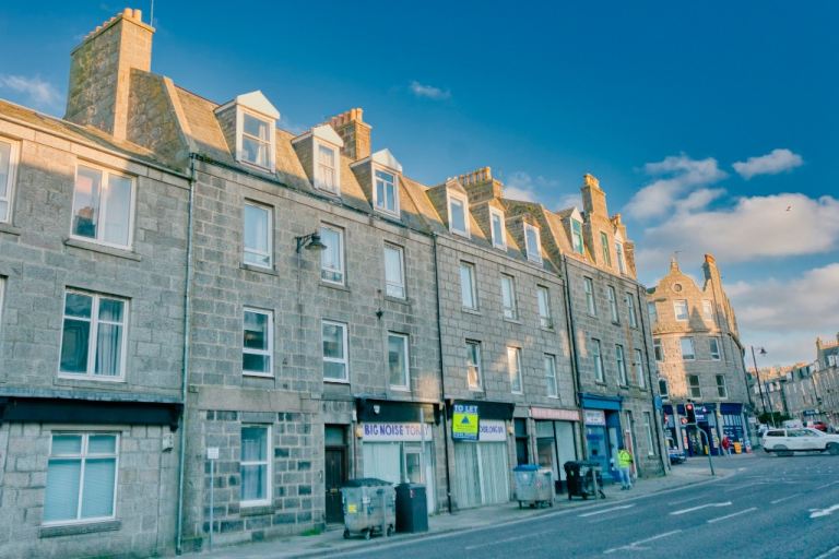 Flat Victoria Road in Aberdeen City