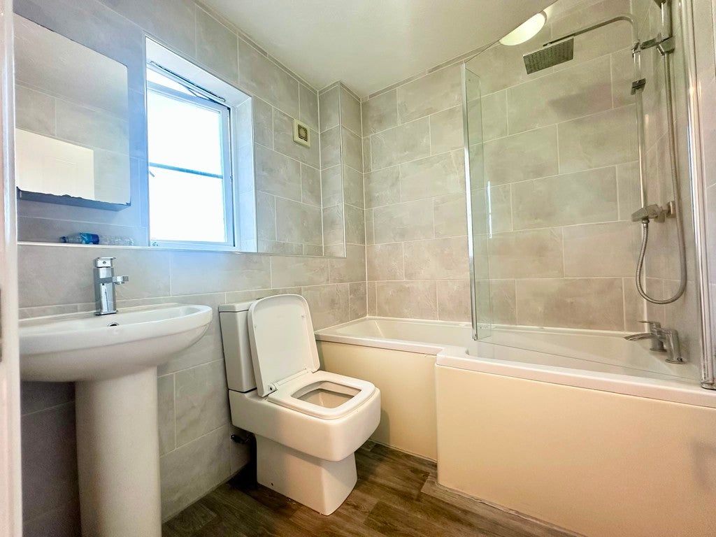 Flat St Aidans Court in Greater London