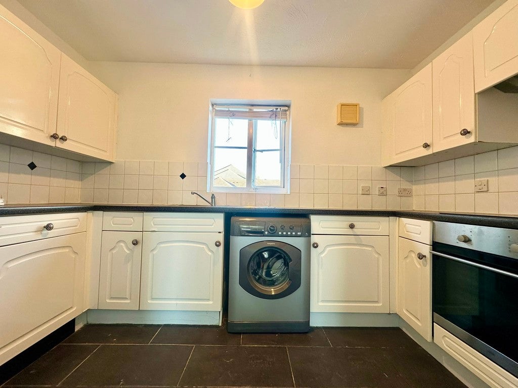 Flat St Aidans Court in Greater London