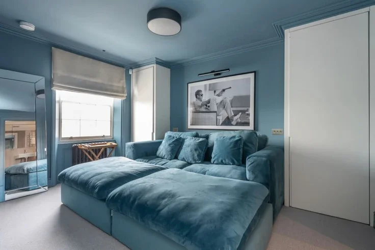 Flat Ebury Street in City of Westminster