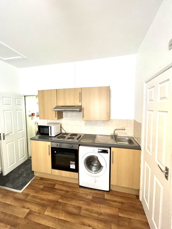 Flat Duncombe Street in Sheffield