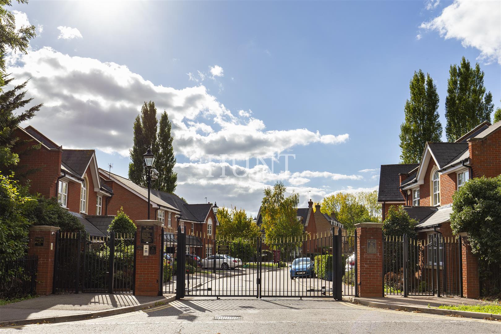 House Oaks Lane in London