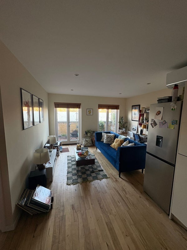 Flat Cavendish Road in Greater London