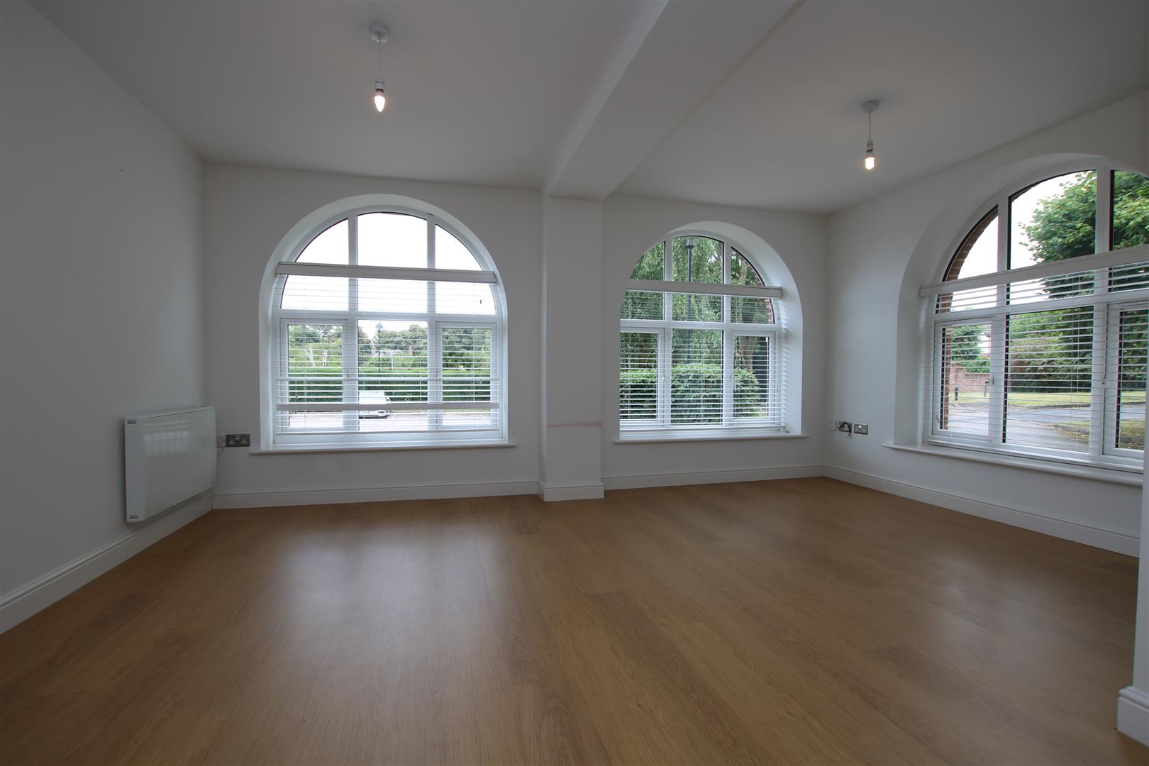 Flat Miller Way in Teignbridge