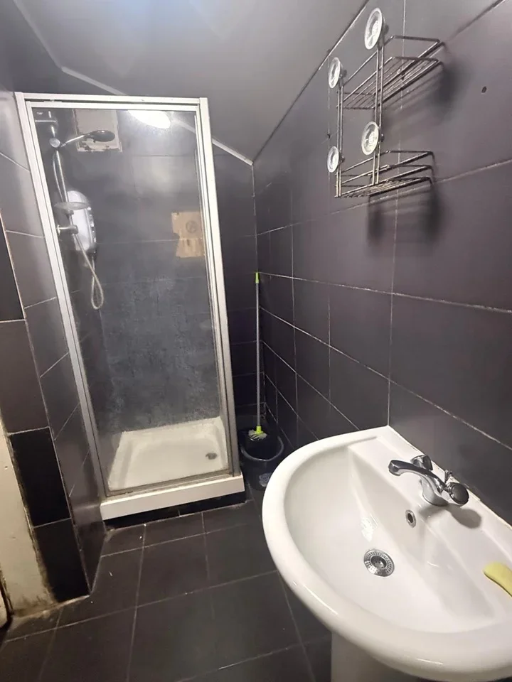Flat Wimborne Road in Luton