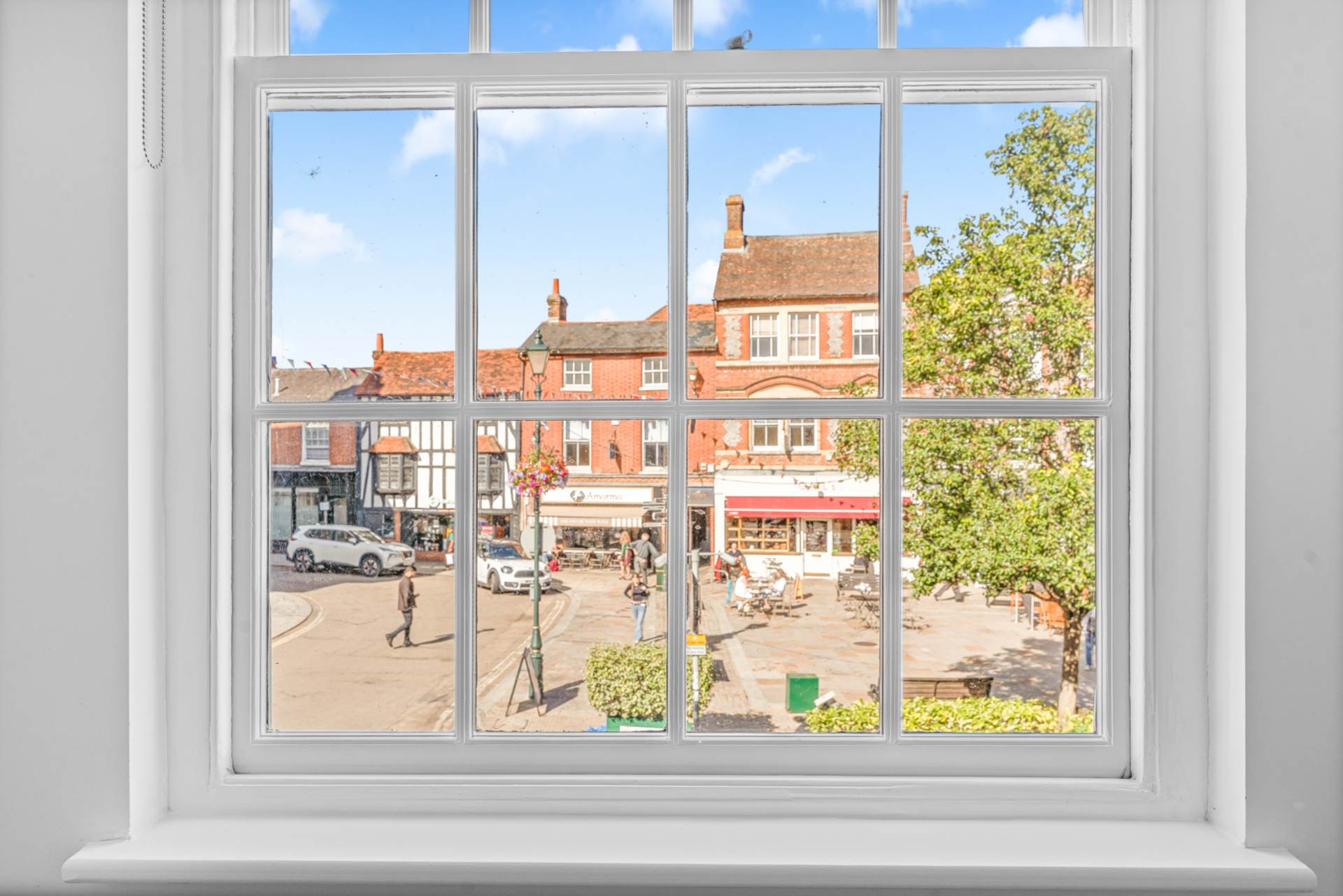 Flat Market Place in South Oxfordshire