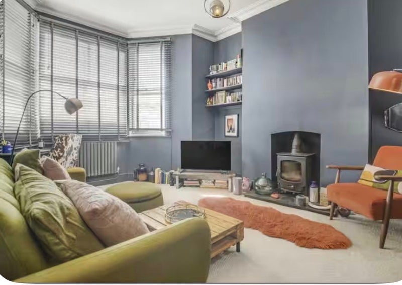 Room Ickburgh Road in Greater London