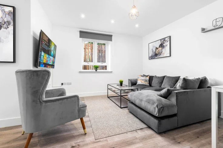 Flat Tollhouse Way in Sandwell