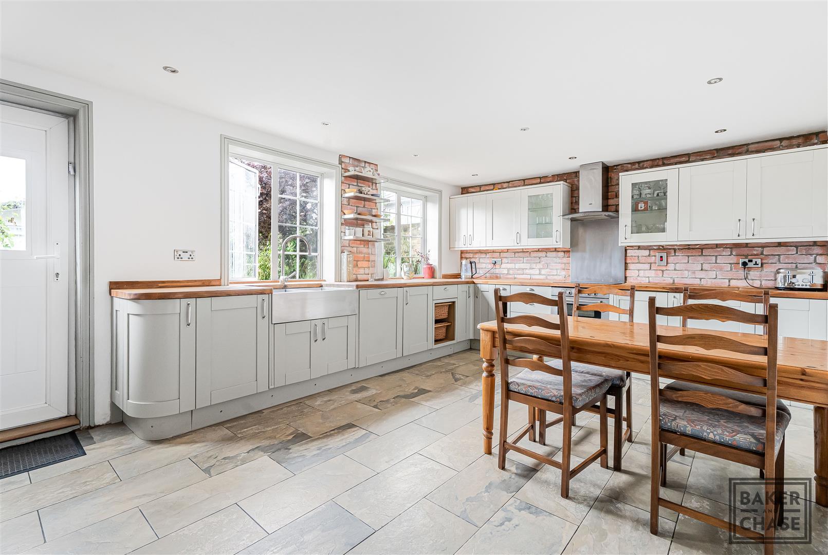 House Whitewebbs Lane in Greater London