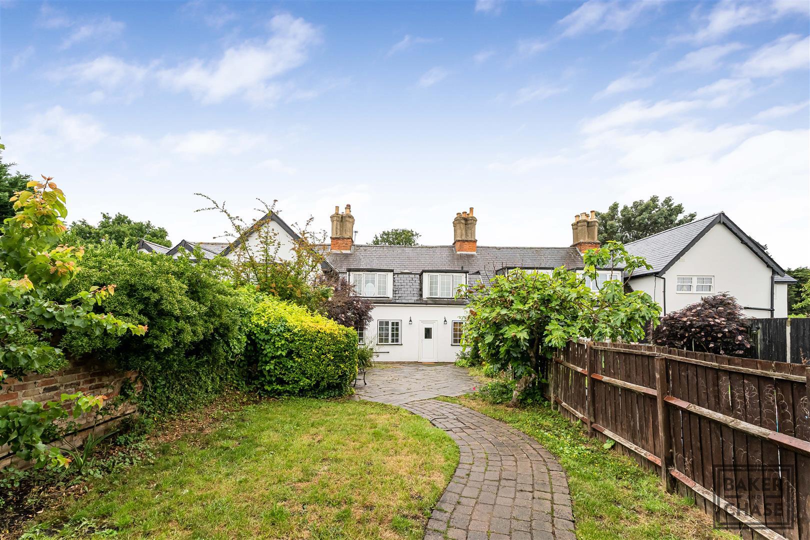 House Whitewebbs Lane in Greater London