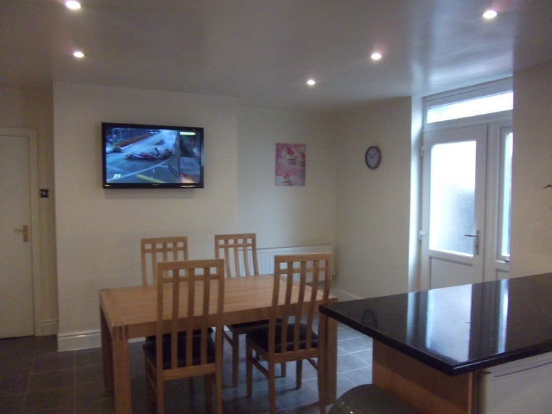 Room Heathfield Road in Liverpool