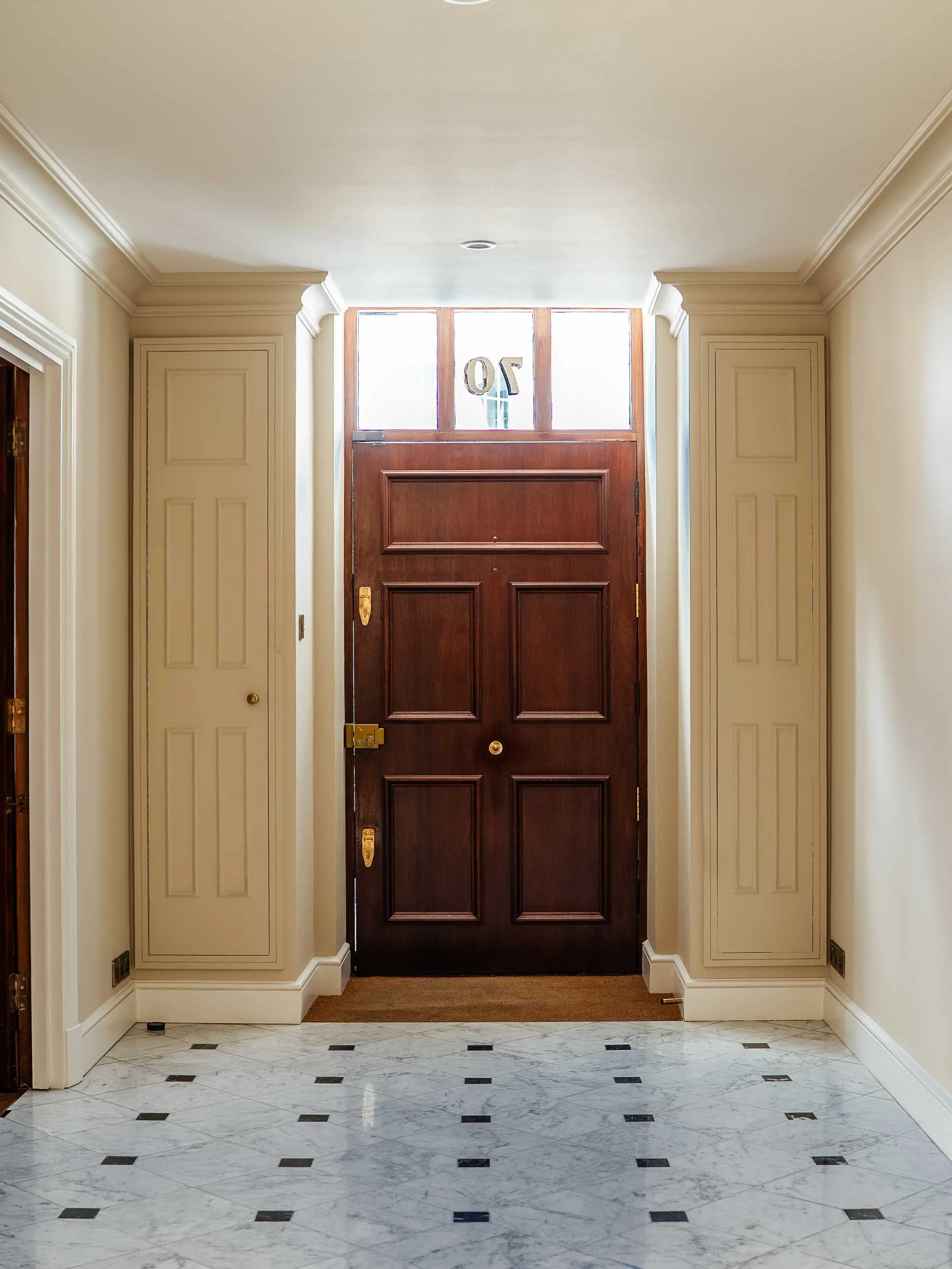 House Eaton Square in City of Westminster