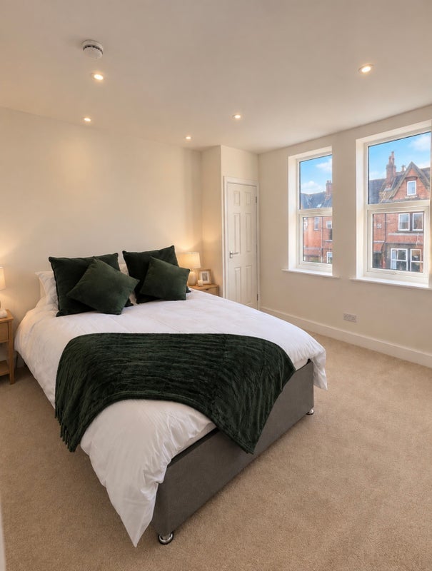 Room Back Norman Mount in Leeds
