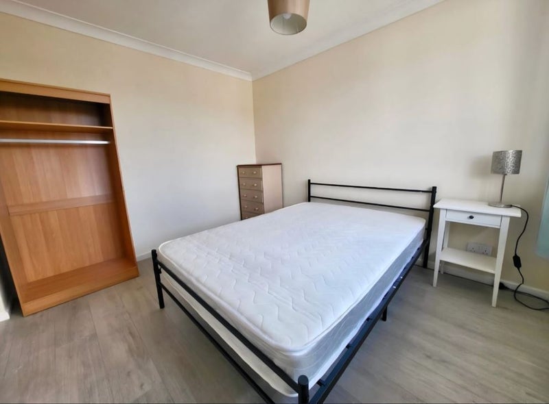 Room Kingscote in Yate