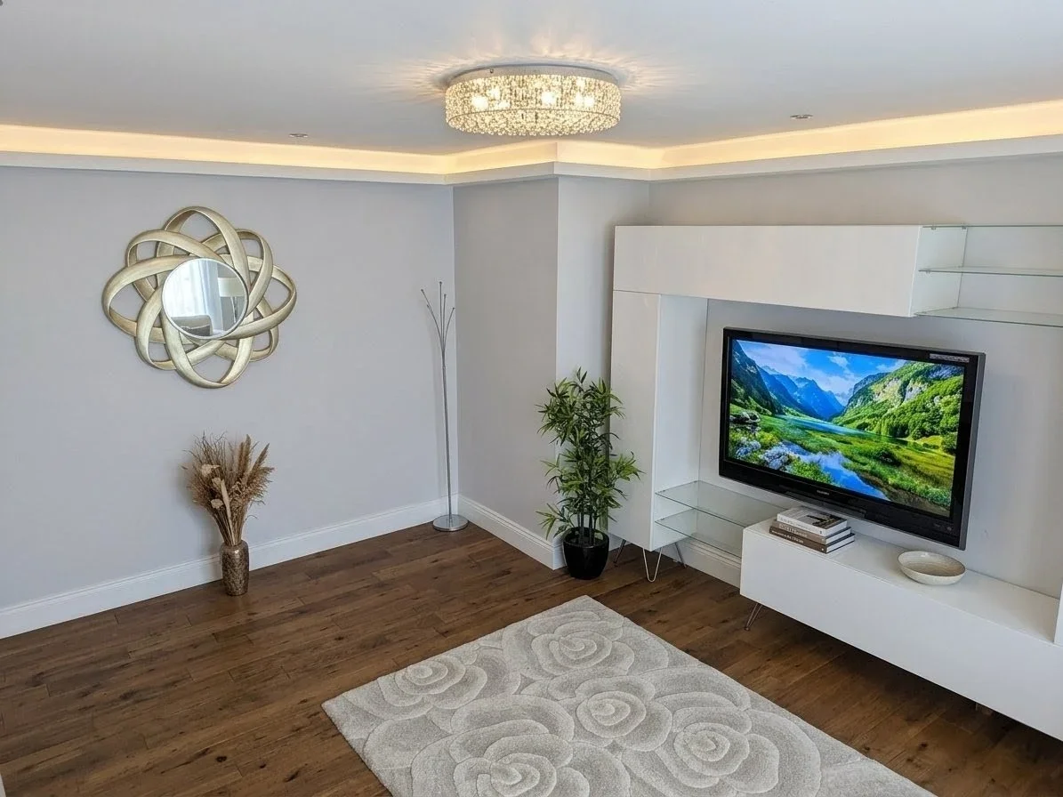 Flat Ivy Road in Greater London