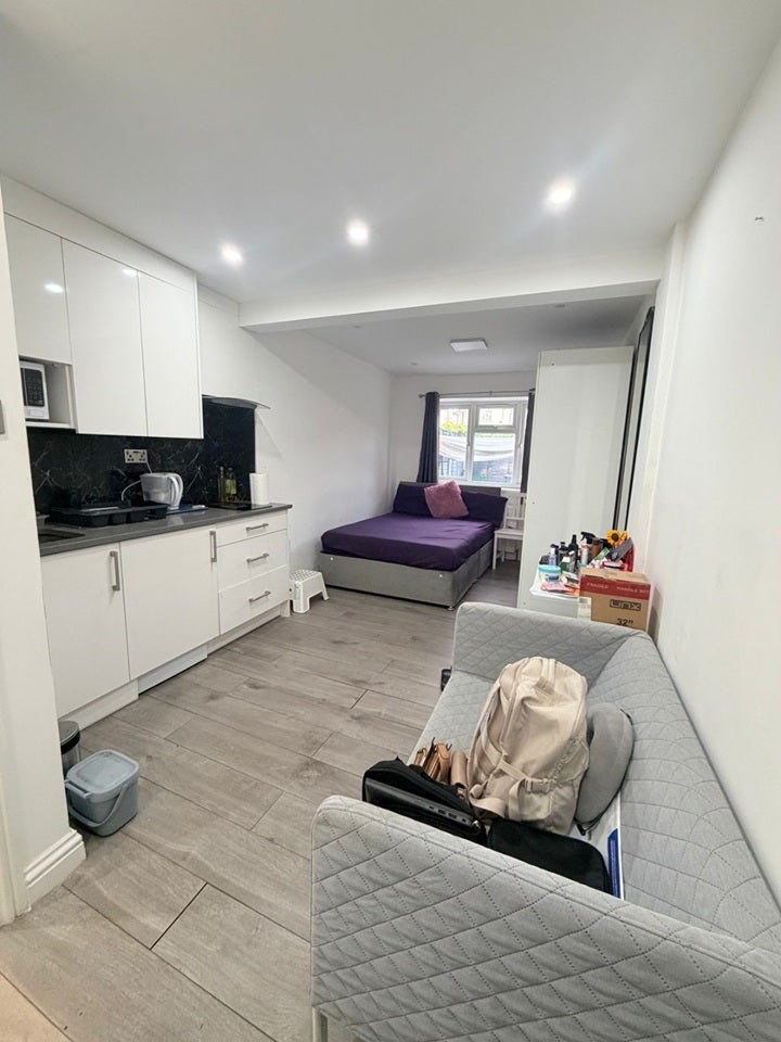 Room Cadogan Close in Greater London