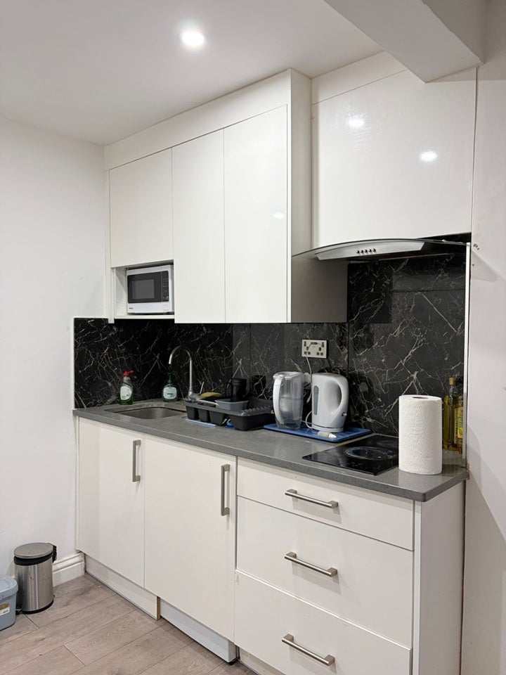 Room Cadogan Close in Greater London