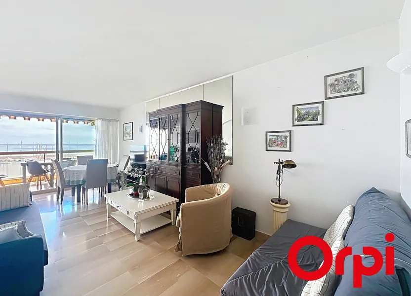 Appartement Route de Super Garavan à Menton