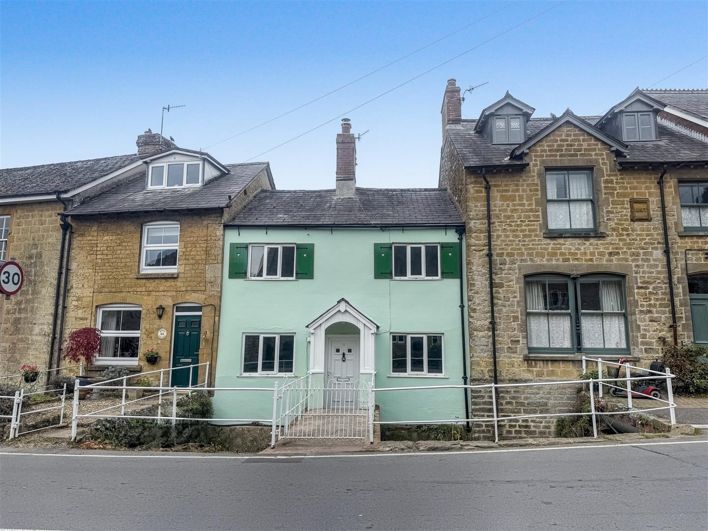 House Prout Hill in Beaminster