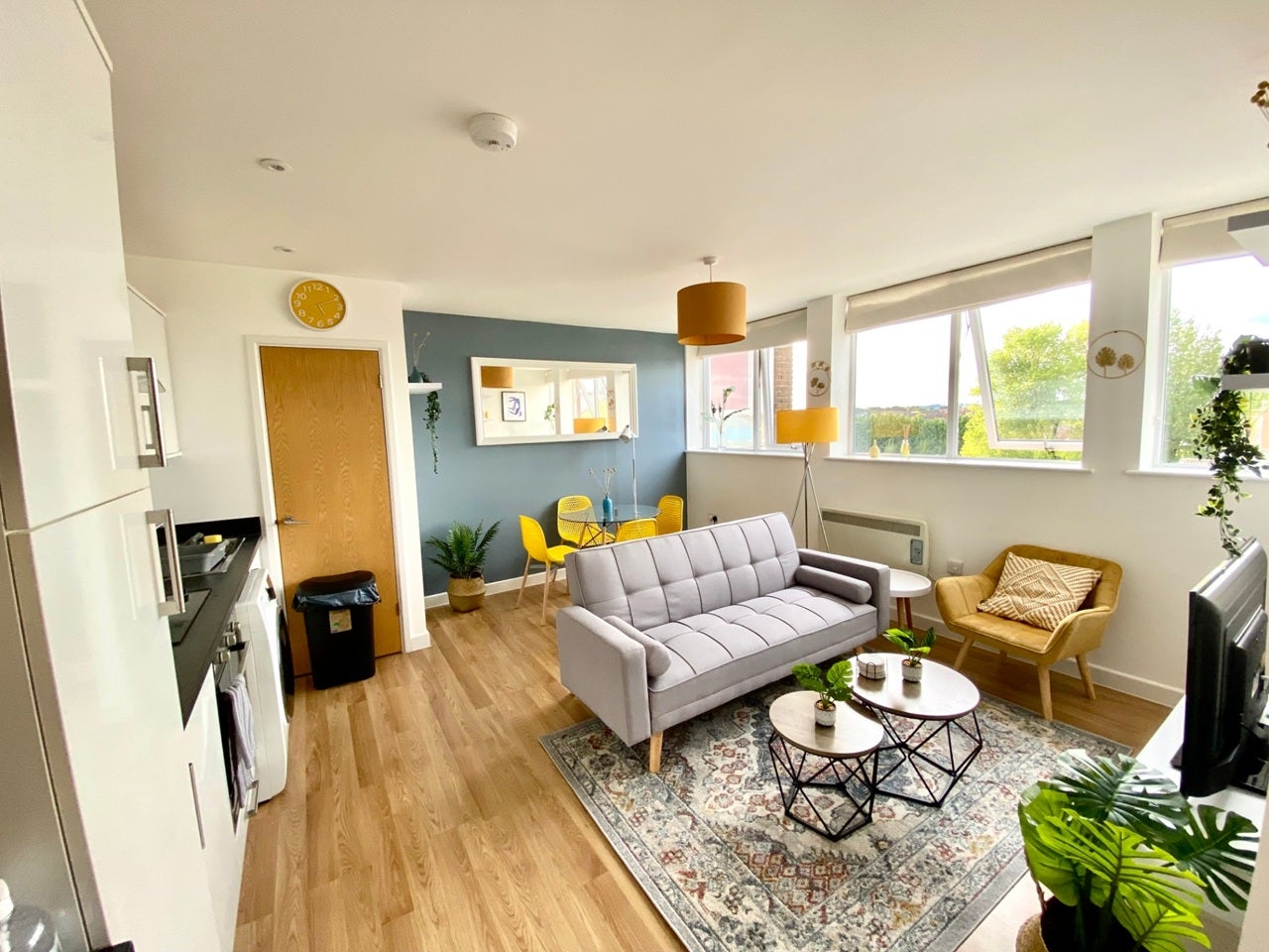 Flat Wella Road in Basingstoke and Deane