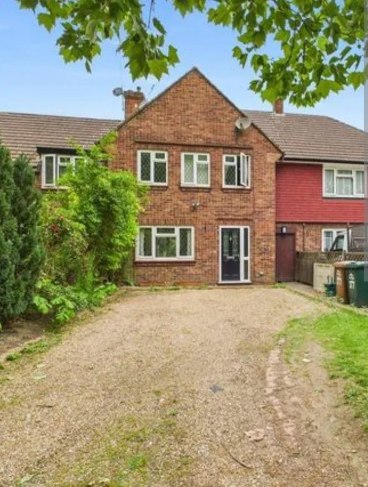 House Ashford Road in Borough of Spelthorne