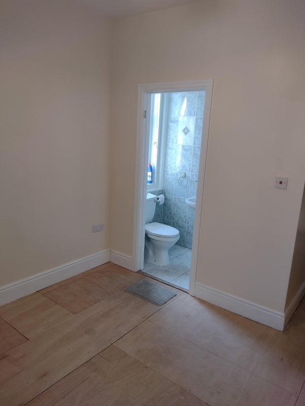Room Albert Road in Blackpool