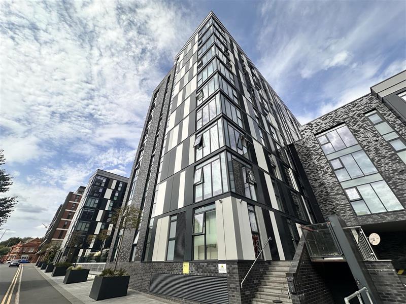 Flat Woden Street in Salford