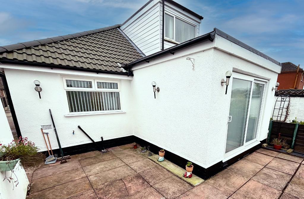 House Pennine Close in Bury
