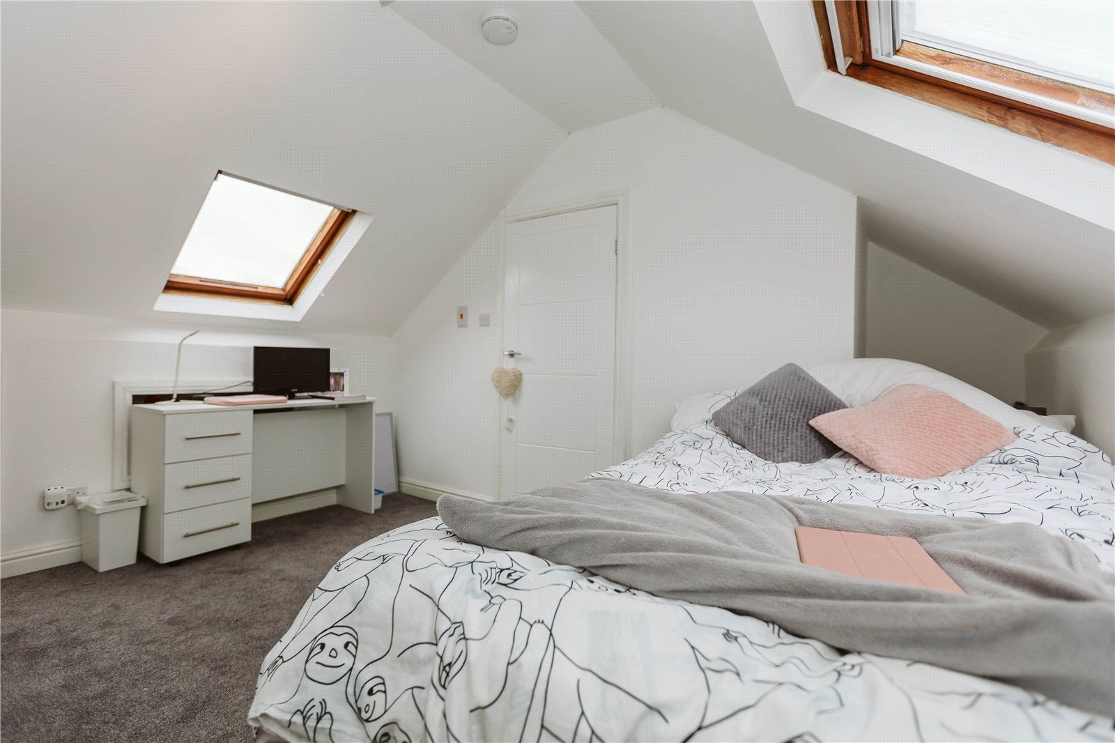 Flat Bishopthorpe Road in Bristol