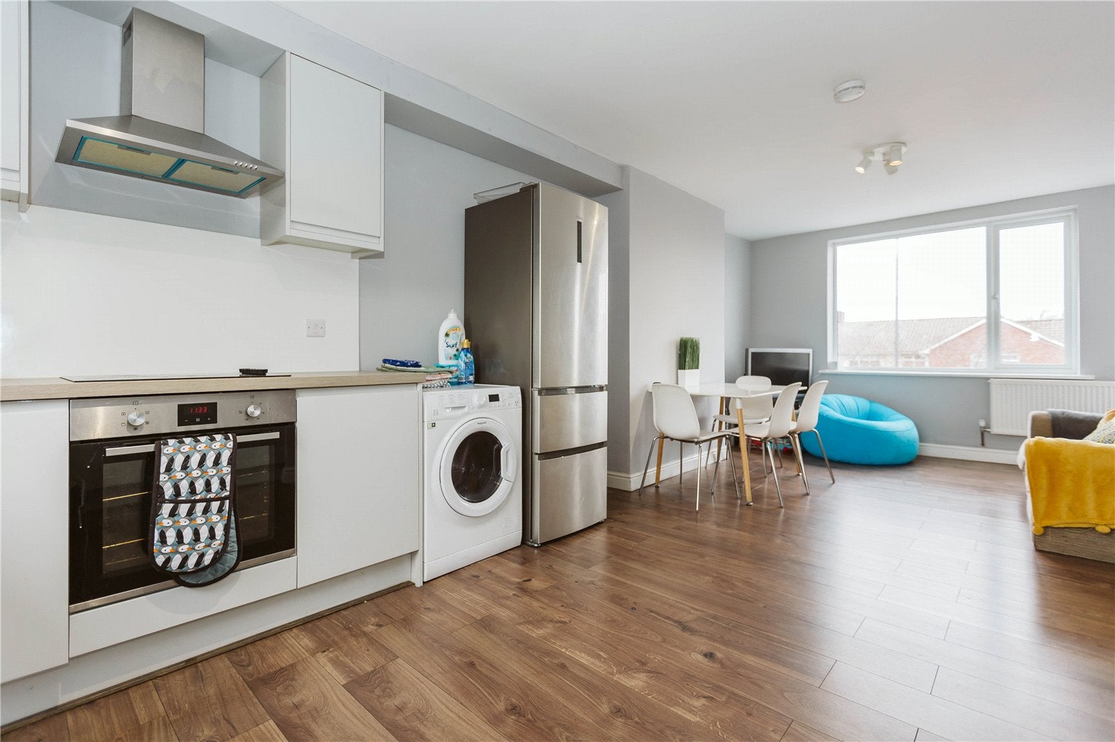 Flat Bishopthorpe Road in Bristol
