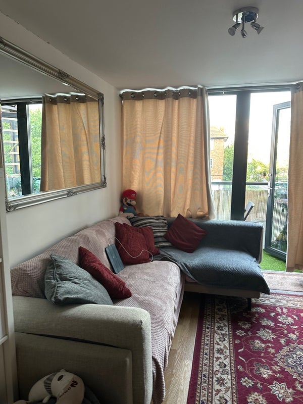Flat Bloemfontein Road in Greater London