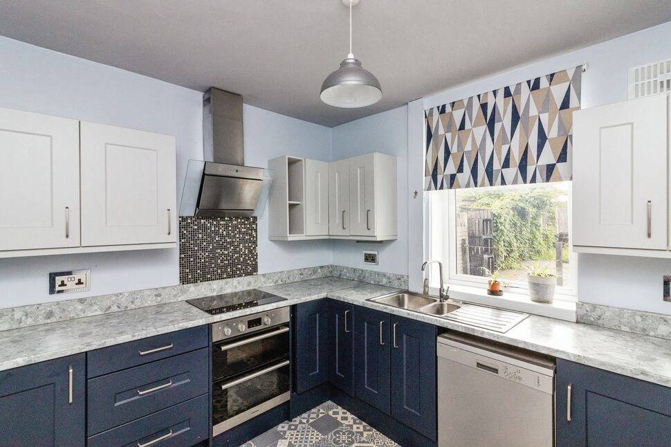 Flat Bellhouse Road in Sheffield