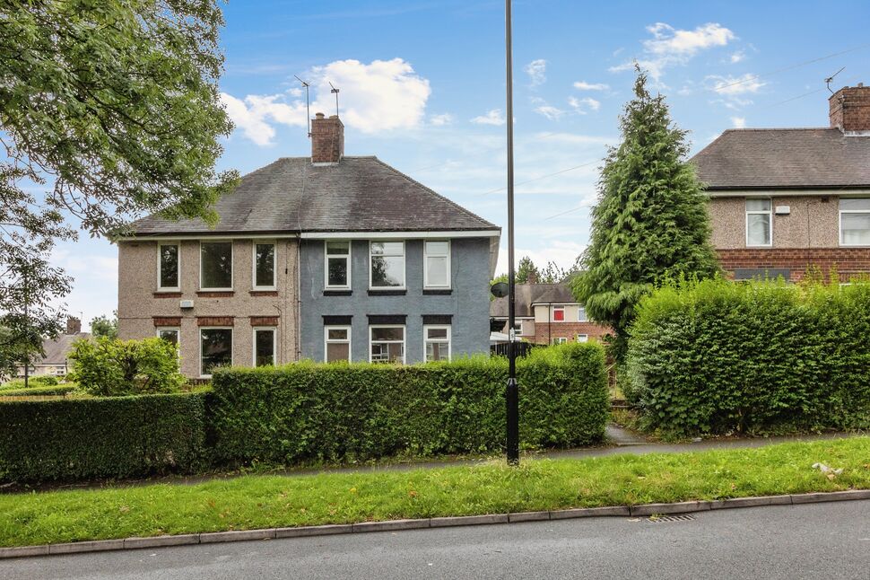 Flat Bellhouse Road in Sheffield