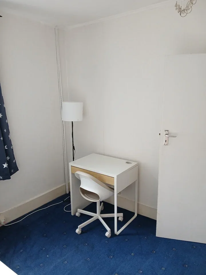 Room Church Street in Greater London