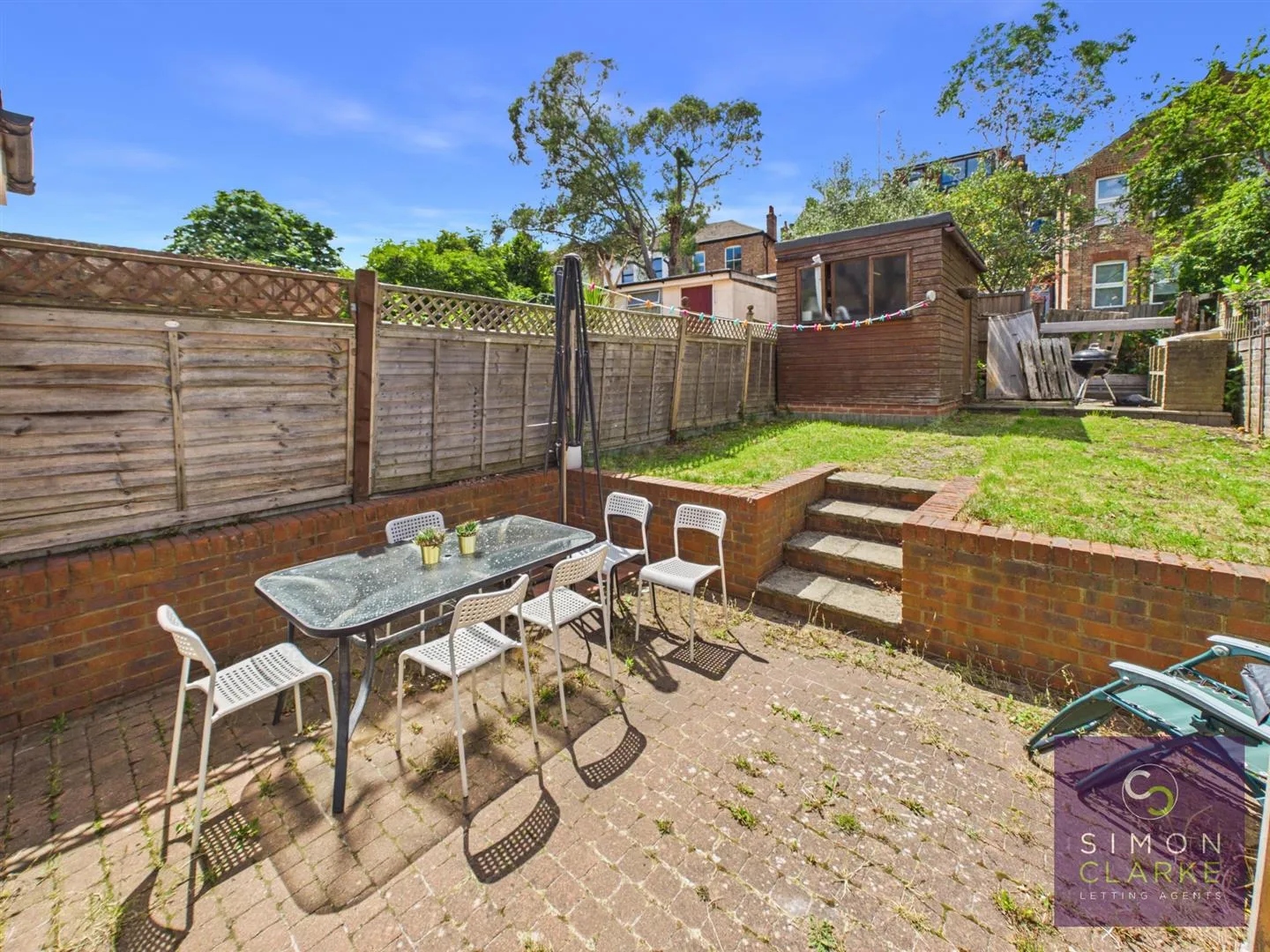 House Park View Crescent in Greater London