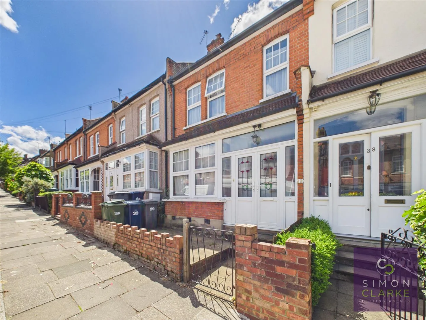 House Park View Crescent in Greater London