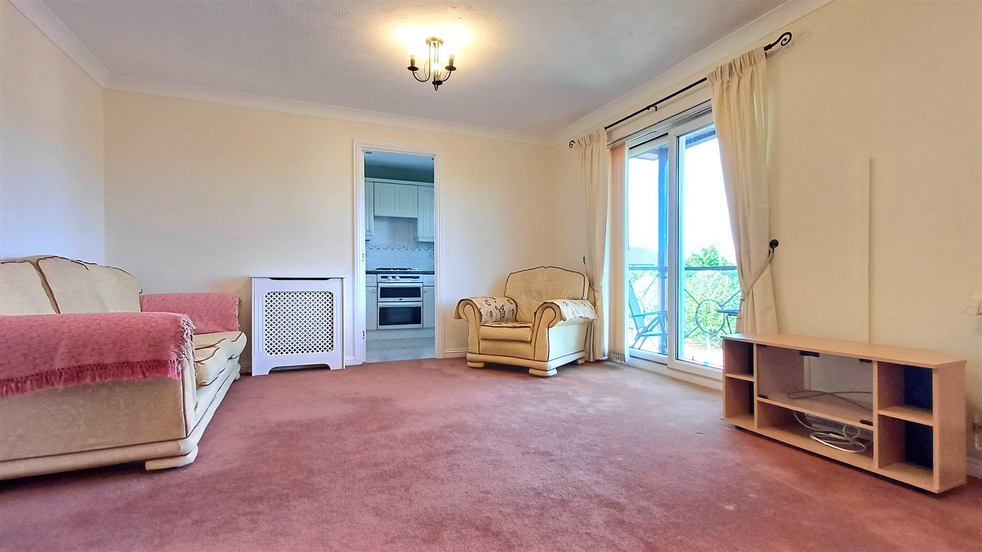 Flat Lakeside Boulevard in Doncaster