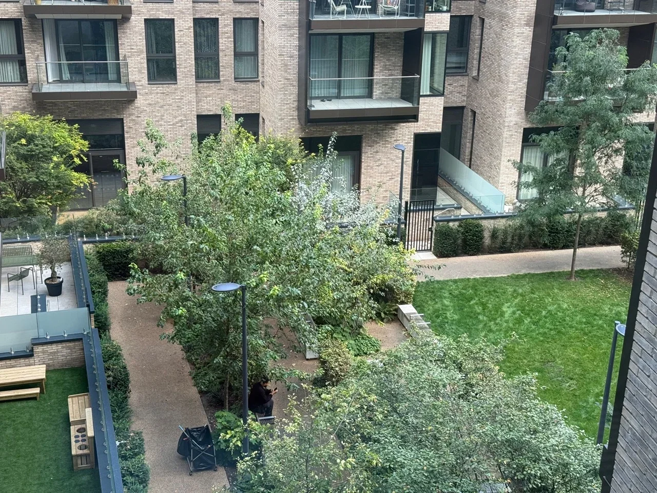 Flat Dingley Road in Greater London