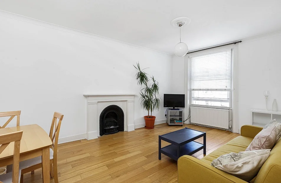 Flat Leinster Square in City of Westminster