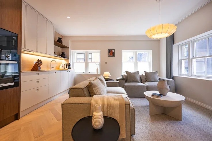 Flat Stukeley Street in Greater London