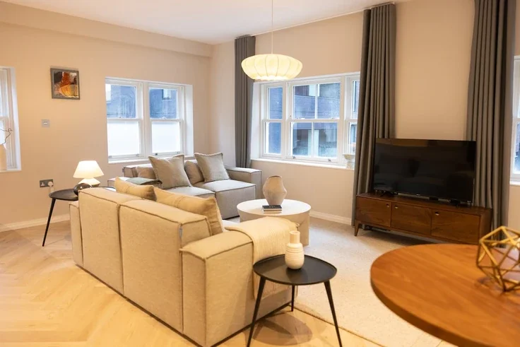 Flat Stukeley Street in Greater London
