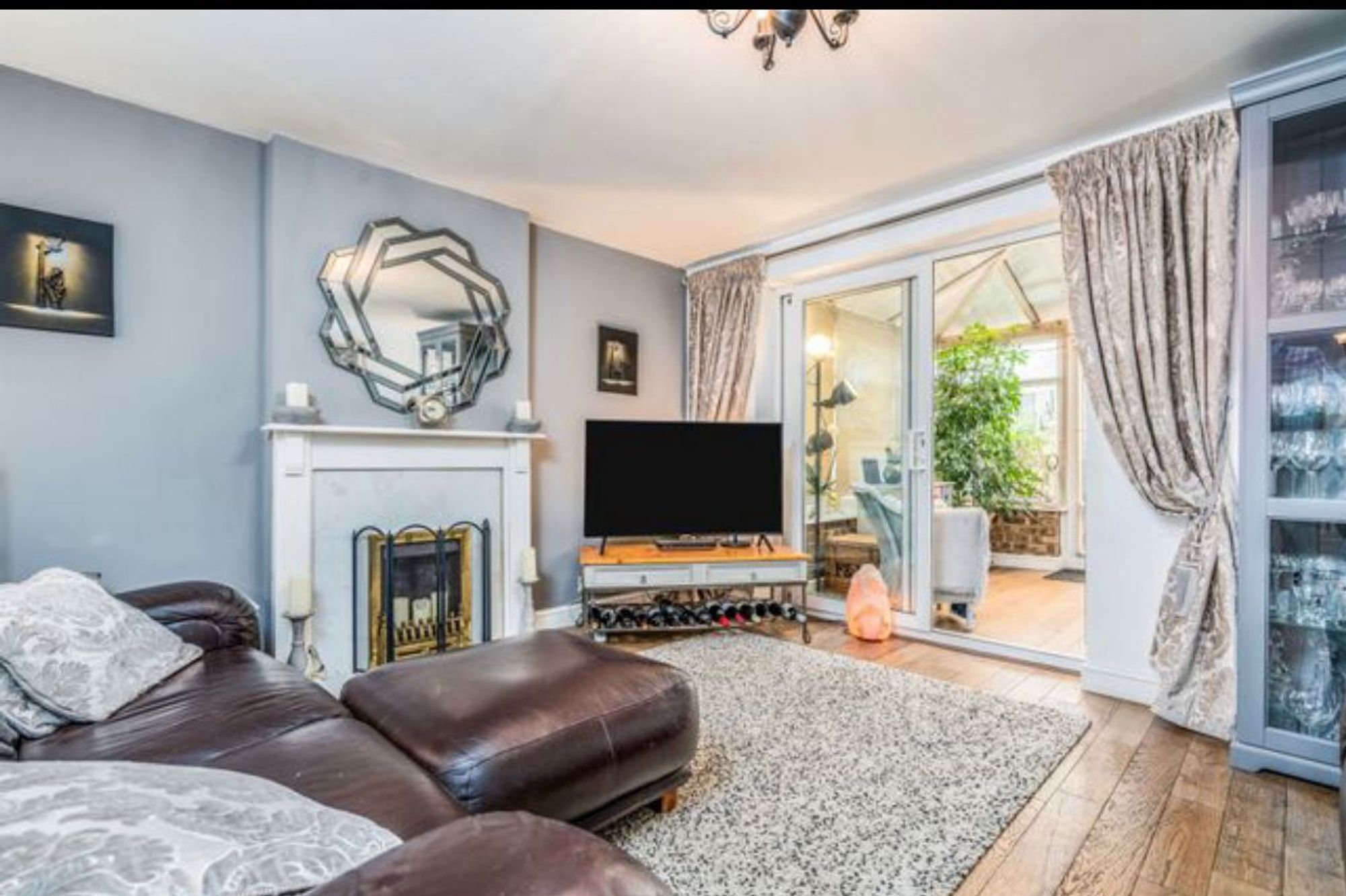Flat Brussels Way in Luton