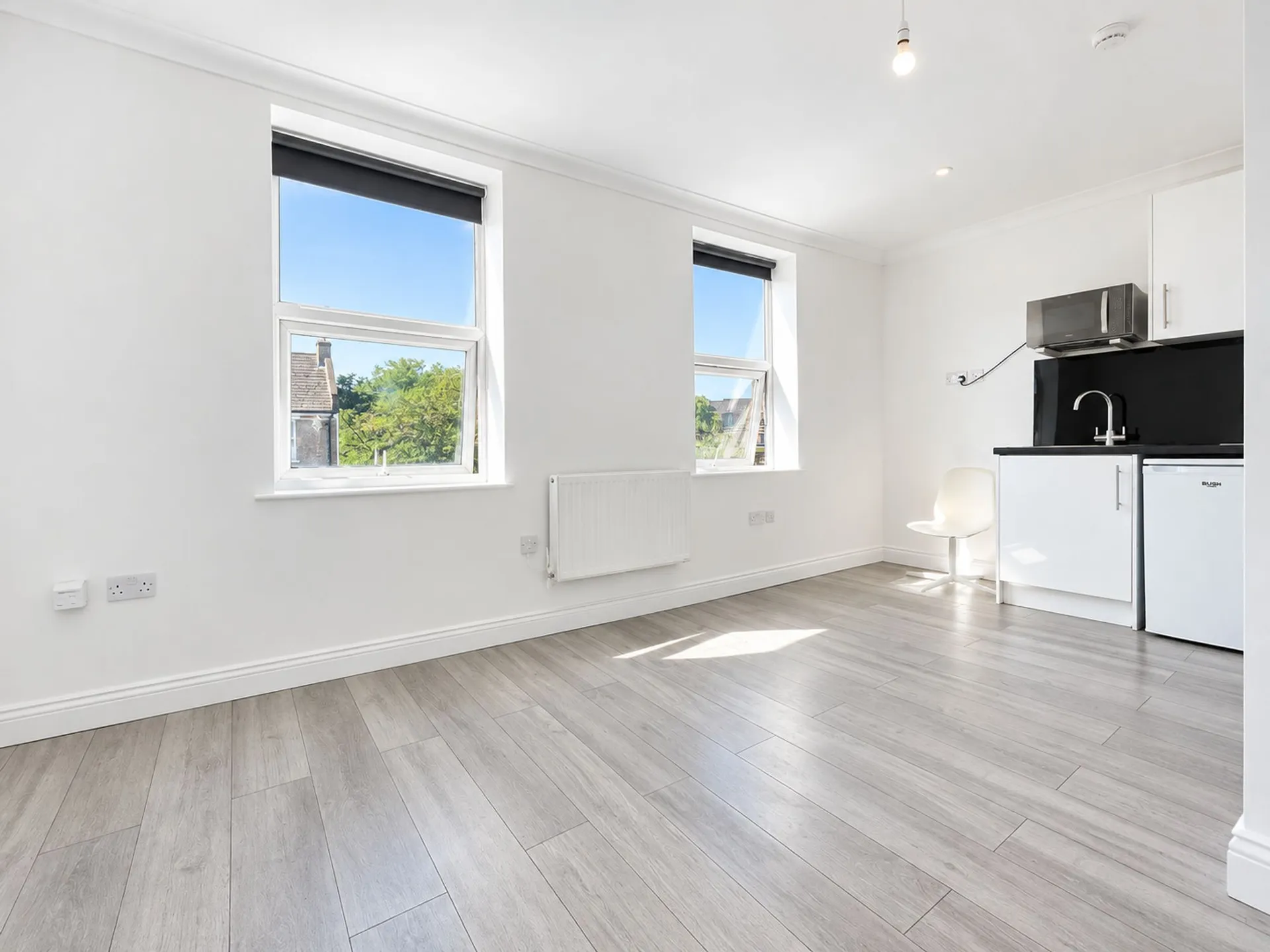 Flat Engleheart Road in Greater London